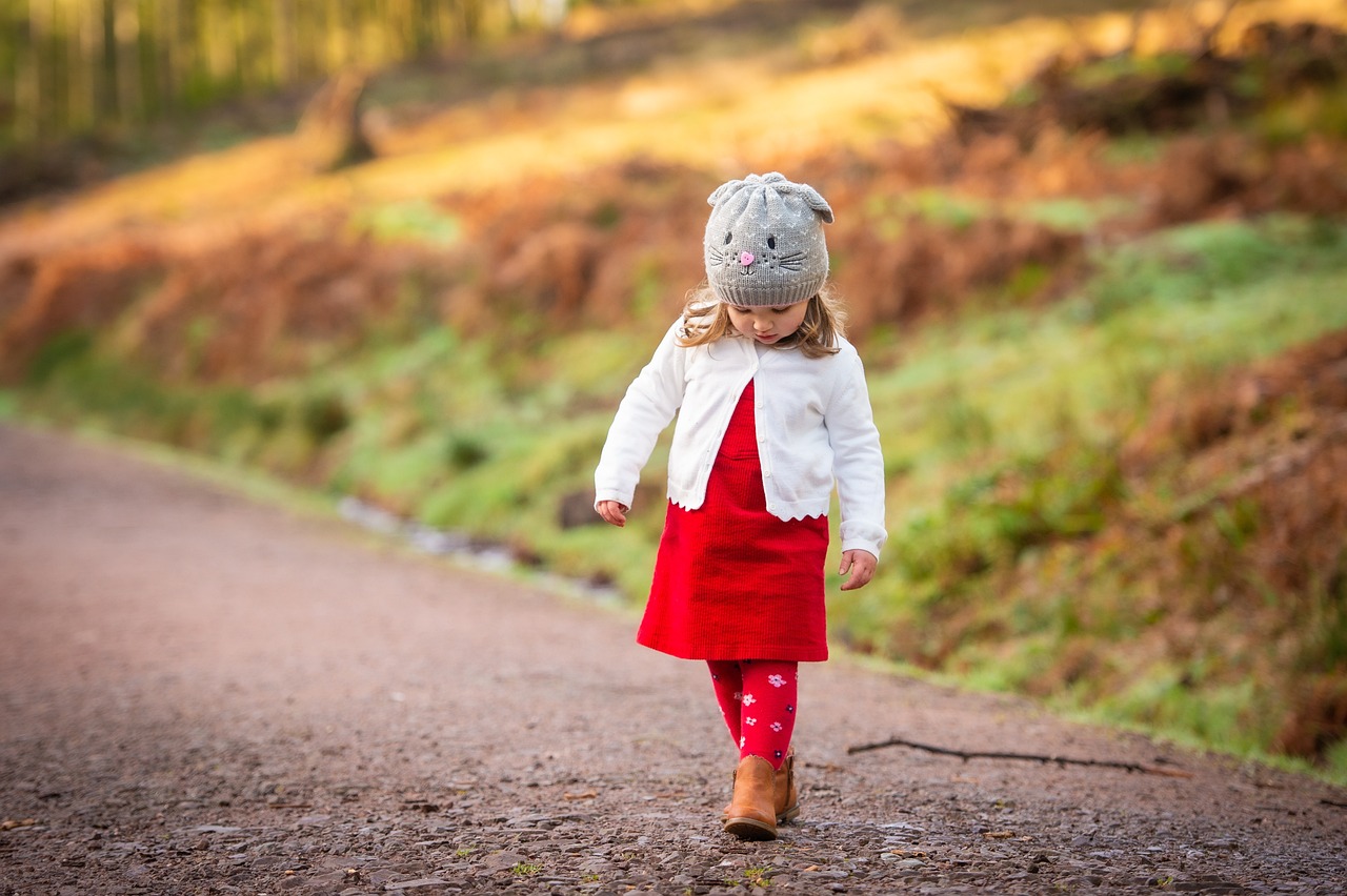 entdecken sie effektive strategien zur gewährleistung der sicherheit von kindern. erfahren sie, wie man ein sicheres umfeld schafft und gefahren im alltag vermeidet.