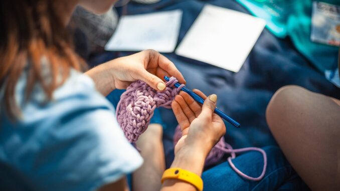 entdecken sie schritt-f&uuml;r-schritt bastelanleitungen und kreative diy-projekte f&uuml;r alle schwierigkeitsstufen.